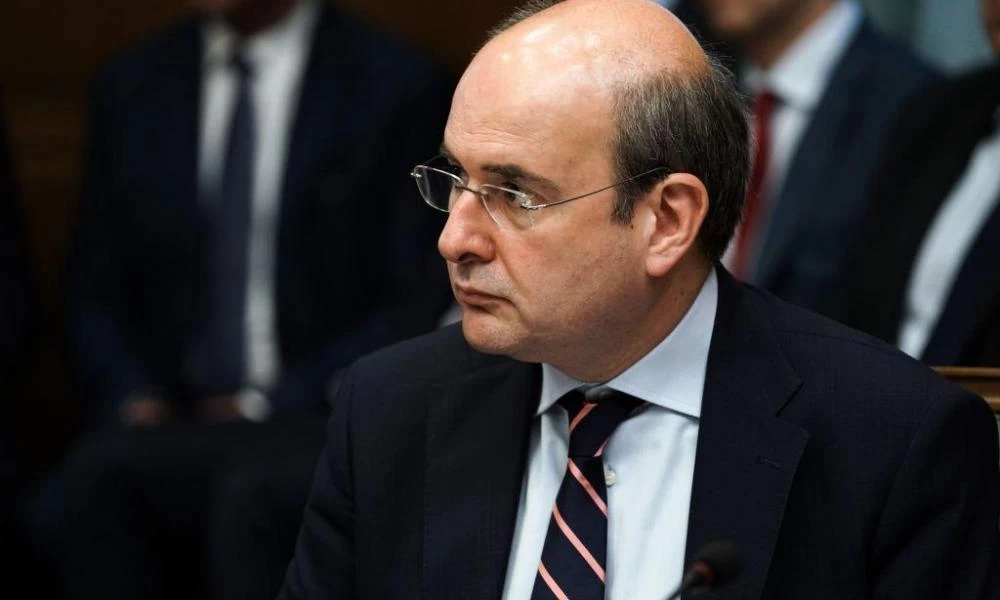 Χατζηδάκης: Τα νέα μέτρα για εργαζόμενους και ανέργους νέους